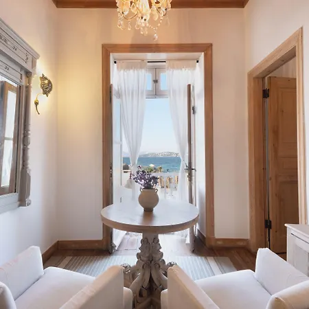 Nars Ilica Adults Only 12plus